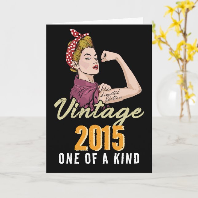 Anpassningsbar om födelsedagen för hennes kvinnlig kort (Gul blomma)