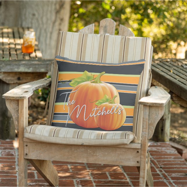 Anpassningsbar Orange Pumpkin på Vibrant Rand Möns Kudde (Stol)