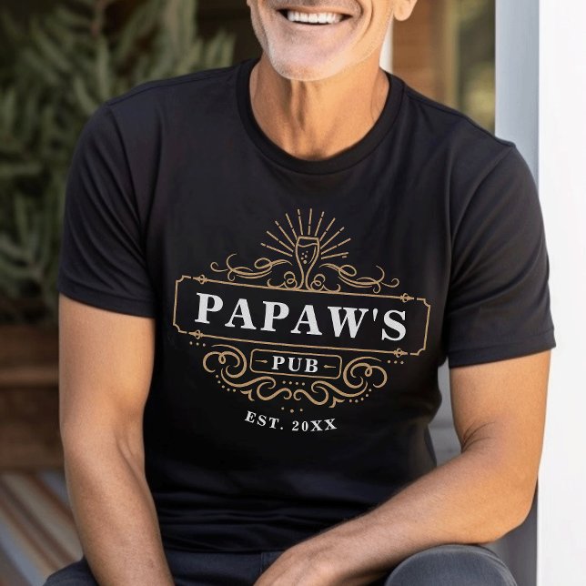 Anpassningsbar Papaws pub Home Pub-år upprättat T Shirt (Skapare uppladdad)