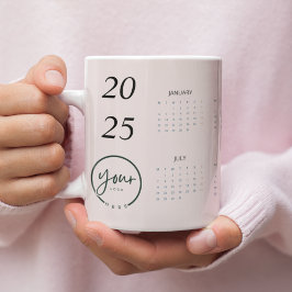 Anpassningsbar Pastel Rosa 2025-kalender med Logot Jumbo Mugg
