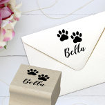 Anpassningsbar Pet Namn Tass avtryck Namnteckning  Stämpel<br><div class="desc">Anpassa den här designen och skapa ditt sällskapsdjur namnteckning gummi frimärke. Du kan ÖVERFÖRA DESIGN på andra Zazzle-produkter och justera den så att den passar de flesta Zazzle-objekt. Du kan också klicka på knappen CUSTOMIZE för att lägga till, ta bort eller ändra information som bakgrundsbild färg, text, teckensnitt eller vissa...</div>