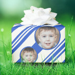 Anpassningsbar Photo Anpassningsbar Logotyp Blue a Presentpapper<br><div class="desc">Anpassningsbar Photo Anpassningsbar Logotyp Blue and White Rand Wrapping Papper. Fototips: Den här mallen fungerar bättre med fyrkantiga,  nära fyrkantiga eller rektangulära foton med huvudbilden nära fotots mittpunkt.</div>