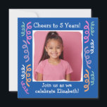 Anpassningsbar Photo Cheers till 5 års födelsedags Inbjudningar<br><div class="desc">Personligens fotoinbjudan till milstolpen på 5-årsdagen - Skål till 5 år! Gör detta helt unikt genom att lägga till ditt speciella foto- och anpassningsbar-meddelande för inbjudan i party.</div>