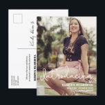 Anpassningsbar Photo Introducing Science Grad Meddelande Vykort<br><div class="desc">Meddela din student vetenskapliga prestation med stil och elegans med hjälp av vår Anpassningsbar Photo Introducing Science Grad Announcement Postcard. Detta moderna och chic vykort är ett perfekt sätt att er nya students uppståndelse med familj och vänner. Anpassa detta meddelande till student-fotot, namn, klassår och namn, och skapa en unik...</div>