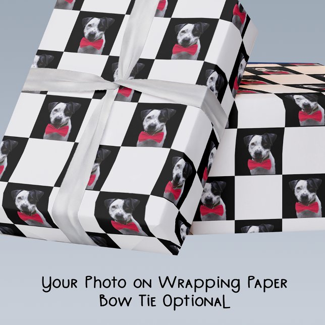 Anpassningsbar Photo med Red Bow Tie Black White C Presentpapper (Skapare uppladdad)