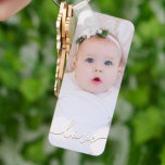 Anpassningsbar Photo Nyckelring<br><div class="desc">Ditt baby-foto på en nyckelkedja! Ladda upp din egen bild för att skapa din nyckelkedja för dig själv eller ge som en gåva till familj,  vänner,  föräldrar och mor- och farföräldrar! Ord kärlek i ett checkskript visas över fotot.</div>