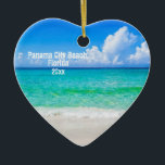 Anpassningsbar Photo Panama City Beach Shoreline Julgransprydnad Keramik<br><div class="desc">Om du har rest till Panama City, Florida i år, vill du minnas resa med den unika julkeepsaksresande souvenir-prydnadsfärgen med denna klara fotografiska bild av turkosblått vatten och vit sandstranden vid Panama City Beach-kusten och strålande beachytypografi. Enkel att anpassa med ditt resedatum på framsidan och ditt eget foto på baksidan....</div>