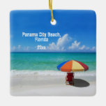 Anpassningsbar Photo Panama City Beach Umbrellas Julgransprydnad Keramik<br><div class="desc">Om du har rest till Panama City, Florida i år, så vill du minnas resa med den unika julkeepsakerresans sovenir-prydnadsföremål som ger en livfull fotografisk bild av turkosblått vatten, vit sandstrand och ett rött strandparaply och stol och rustisk doftning. Enkel att anpassa med ditt resedatum på framsidan (som kan ändras...</div>