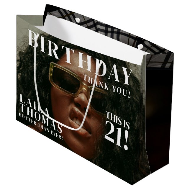 Anpassningsbar Photos Födelsedagsfest Magazine Cov (Framsidan Vinklad)