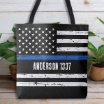 Anpassningsbar Polischef Thin Blue Line Personlig Tygkasse<br><div class="desc">Vi presenterar vår nya Thin Blue Line Flagga Tote Bag, perfekt för poliser, poliser, mammor, polisvurna, poliskvinnor och alla som vill visa sitt stöd för tillsatta lagar. Designat i en nödlidande vintage stil, är den här väskan en slående Thin Blue Line som representerar modet och offret hos våra modiga poliser....</div>
