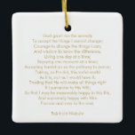 Anpassningsbar prayer sång citattext elegant 2 sid julgransprydnad keramik<br><div class="desc">Anpassningsbar personlig prayer sång citattecken eller text två minimalister av keramisk prydnadsföremål av elegant. Underbar till jul. Anpassade faux guld helt på båda sidor (två olika texter) och vit fast bakgrund. Du kan skriva ditt eget budskap, kärlek brev, inspirationsincitat, dikt etc. eller bara lämna den serenitetsbön som den har på...</div>