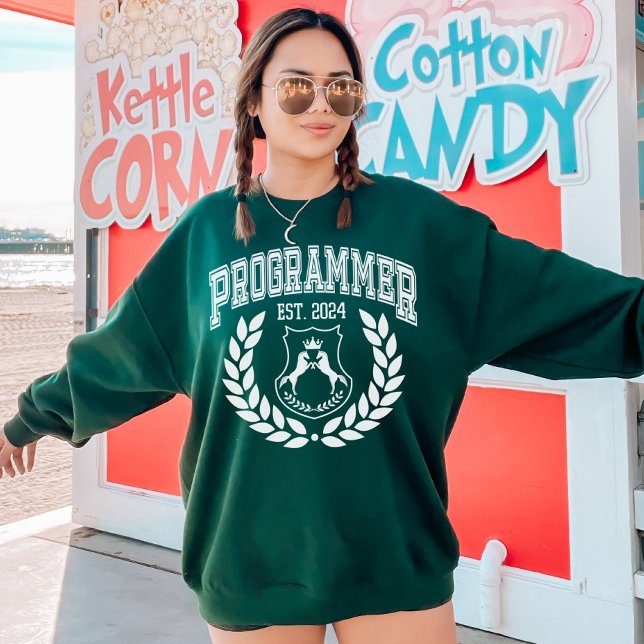 Anpassningsbar Programmer Studenten 2024 College T Shirt (Skapare uppladdad)