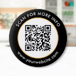 Anpassningsbar QR-kod, svart vit Guld Knapp<br><div class="desc">Ladda upp en QR-kod, lägg till text och skapa enkelt personlig-knappen. Klicka på REDIGERA om du vill ändra gräns färg eller färg. Du kan ÖVERFÖRA DESIGN på andra Zazzle-produkter och justera den så att den passar de flesta Zazzle-objekt. StandardStudio-design görs i vektorgrafik med hög upplösning för utskrift av professioneller. Tack...</div>