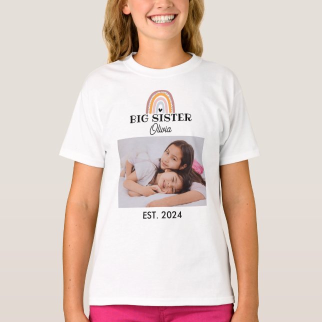 Anpassningsbar Rainbow Big Sister med foto T Shirt (Framsida)