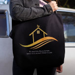 Anpassningsbar Real Gods Company Chic Black Guld R Tygkasse<br><div class="desc">Den här chicen riktiga gods-företaget i väskan är anpassningsbar gjord med ditt realbolag och agent namn. De här marknadsföring svarta tote bags-klasserna har ett söt hus med ett västerut i guld överst och sliek kurvor under. Anpassa med din webbplats under.</div>