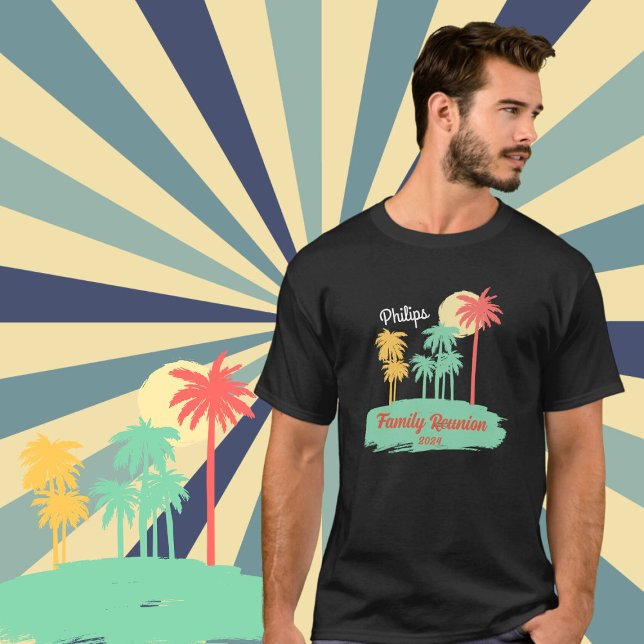 Anpassningsbar Retro Family Reunion Black T Shirt (Skapare uppladdad)