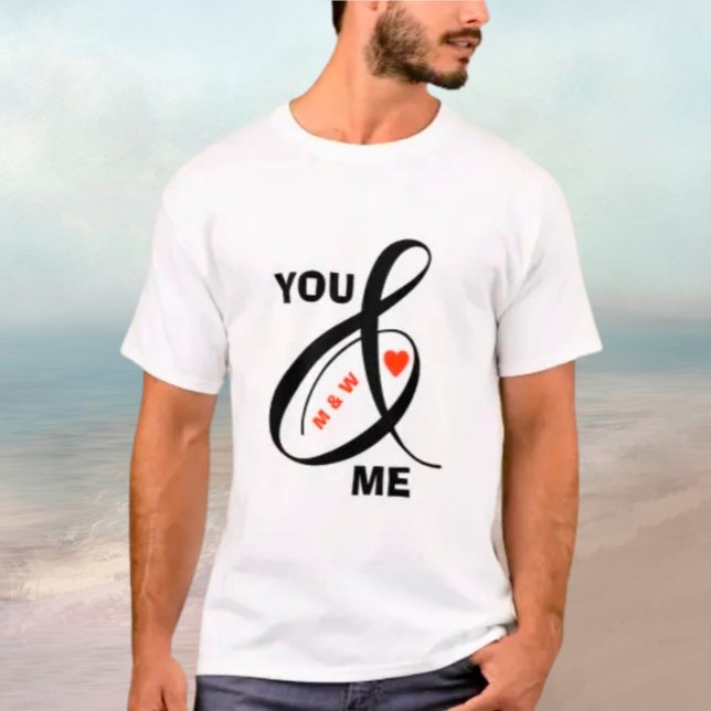 Anpassningsbar Romantic Initialer Heart T Shirt (Skapare uppladdad)