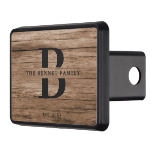 Anpassningsbar Rustic Farmhouse Family Namn Wood T Dragkroksskydd