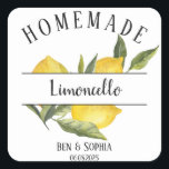 Anpassningsbar Rustic Homemade Italienska Limoncel Fyrkantigt Klistermärke<br><div class="desc">Modern Rustic homemade limoncello flaska-etiketter,  de är perfekt anpassningsbar-etikett för dina bröllopsfavoriter med ett kursivt tema och ett sommarbesök. De har en vattenfärg på citroner gren,  citroner och grönt grenar och en anpassningsbar för alla dina behov av italian limoncello flaska-märkning.</div>