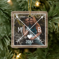 Anpassningsbar Rustic Monogrammed Kärlek Heart Arr