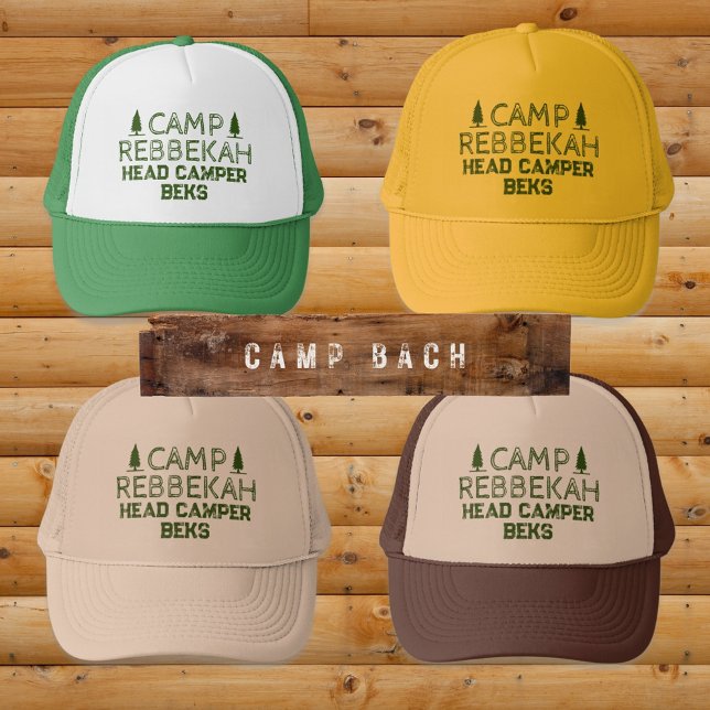 Anpassningsbar Rustic Retro Camp Bachelorette Grön Keps (Camp Bach Personalized Trucker Hats with Forest Green)