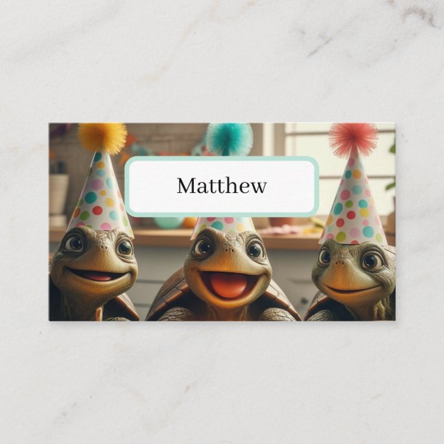 Anpassningsbar, sköldpadda med födelsedagskalas oc placeringskort (Framsida)