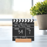 Anpassningsbar - skylt och innehavare för hemmabio<br><div class="desc">Det här söta filmklippet är perfektens tillägg till vilken hembiograf som helst. Anpassa den genom att lägga till din egen namn och text till produktionstiteln,  Director,  scennummer,  nummer och datum.</div>