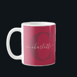 Anpassningsbar Snyggt Monogrammed Namn Magenta Red Kaffemugg<br><div class="desc">Släng din favoritdryck i stil med den här eleganten personlig mugg med en rik-burgundisk design och ett känsligt skript som visar ditt namn. Perfekt för att lägga till en aning sofistikering till morgonkaffet eller presentationen till någon speciell, kombinerar mugg funktionalitet med ett tidlöst estetiskt. Perfekt för dem som uppskattar detaljerna...</div>