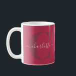 Anpassningsbar Snyggt Monogrammed Namn Magenta Red Kaffemugg<br><div class="desc">Släng din favoritdryck i stil med den här eleganten personlig mugg med en rik-burgundisk design och ett känsligt skript som visar ditt namn. Perfekt för att lägga till en aning sofistikering till morgonkaffet eller presentationen till någon speciell, kombinerar mugg funktionalitet med ett tidlöst estetiskt. Perfekt för dem som uppskattar detaljerna...</div>
