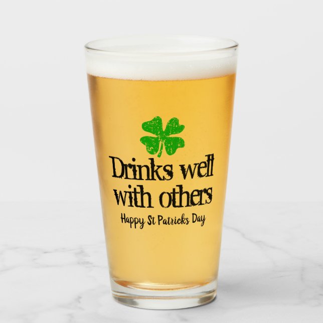 Anpassningsbar St patricks day öl glas med logotyp (Framsida fylld)