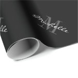 Anpassningsbar svart monogram julomslag papper presentpapper<br><div class="desc">Personligens monogram julomslutning papper. Monogrammat omslagspapper med typografi av elegant. Lägg till ditt eget namn, första brev och färg. Svart och vit Julafton Helgdag klackar. Chicen är en för manar kvinna och barn. Finns i matte- och glansig rullar. Snyggt DIY-förpackningstillbehör och förpackningsmaterial. Även trevligt för födelsedag, bröllopsfest, årsdag, möhippa, studenten...</div>