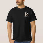 Anpassningsbar Tri-Färg Value Monogram Namn T Shirt<br><div class="desc">UNIQUE LAYERING AV MONOGRAM - titta noga, så får du se tre färg, som ge det känner sig djupt. Personlig dessutom med det första namn. Speciell idé om en gåva, annars kan du njuta av dig själv! Om du har några designfrågor eller en speciell begäran, skicka en chatta eller ett...</div>