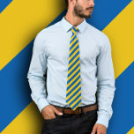 Anpassningsbar Ukraina Plain Flagga Slips<br><div class="desc">Ukrainas Flagga Professionell- och Elegant Office-halsar har en klassisk blå och Gult med mönster, dubbla och sidutskrift. Den här bindestabellen har en enkel blå och gult mönster-design för det ukrainska flagga. Skapa dina egna personliger med detta enkelt till användan Ukraina Tie-mallprodukten för anpassningsbar, gör din egen unika gåva till medarbetare,...</div>