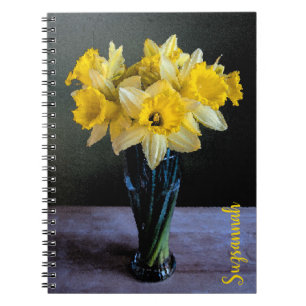 Anpassningsbar Vibrant Daffodils in Vas still Life Anteckningsbok