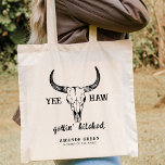 Anpassningsbar Westerna Bröllop Bachelorette Party Tygkasse<br><div class="desc">Behöver du en brudens sida-tote-väska för ditt kommande westerna bröllop? Om så är fallet måste ni kontrollera vår anpassningsbar westerna bröllop, bachelorette Party group tote bags! Vårt tote bags är perfekt för den blivande bruden och hennes brudtärnor. De kan vara personlig med namn eller monogrammering, och de gör perfekten till...</div>