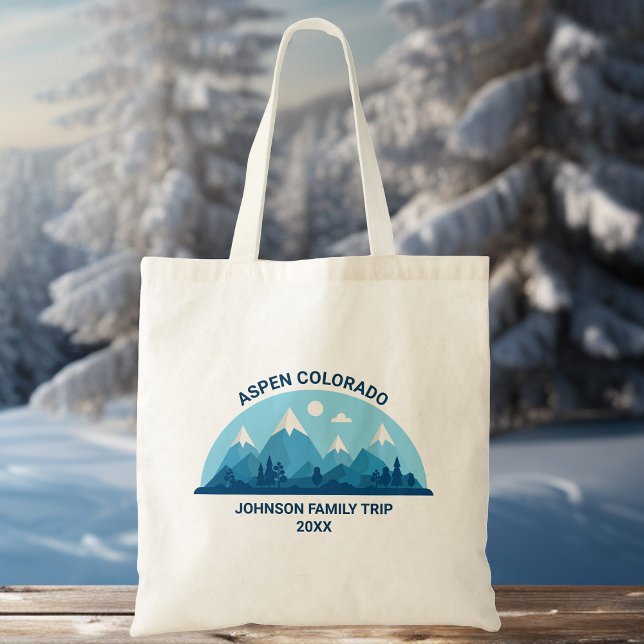 Anpassningsbar Winter Family Reunion Blue Snowy Mo Tygkasse (Skapare uppladdad)