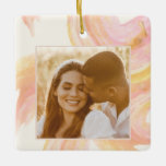 Anpassningsbarna abstrakt med vattenfärgspersiennf julgransprydnad keramik<br><div class="desc">Abstrakt Watercolor Peach Paint Swirl Anpassningsbar Photo Ram</div>