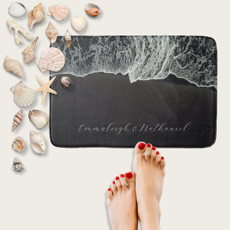 Anpassningsbarna Aerial Black Sand Beach Badrumsmatta