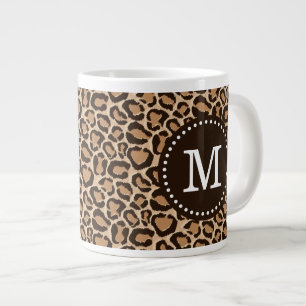 Anpassningsbarna Brown och Leopard Print Monogram Jumbo Mugg
