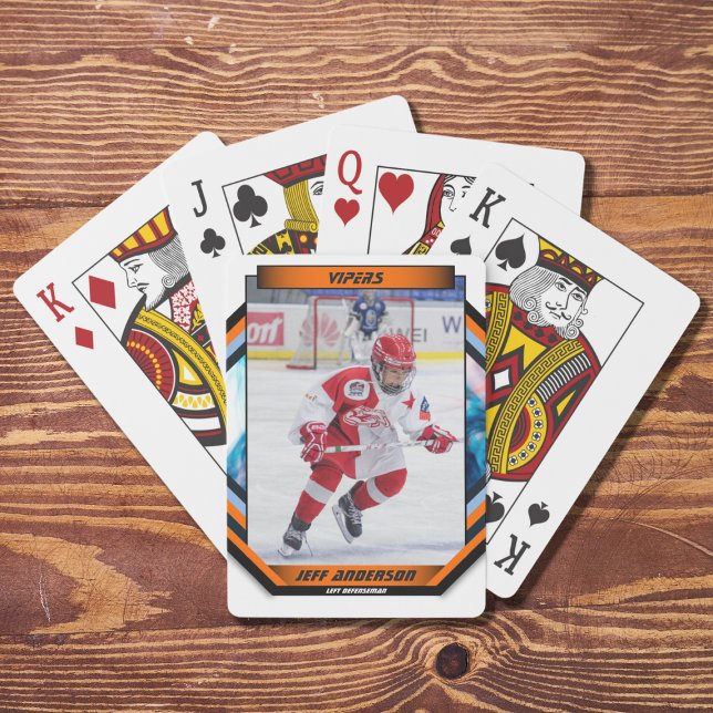 Anpassningsbarna Ice Hockey Player Keepsaké On Coo Casinokort (Capture the excitement of the ice hockey sport with this dynamic and customizable orange,blue design)