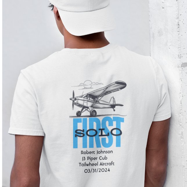 Anpassningsbarna Student Pilot First Solo Airplane T Shirt (Skapare uppladdad)