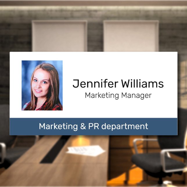 Anpassningsbarnas fotojobbtitel medarbetare i Namn Namnbricka (Skapare uppladdad)