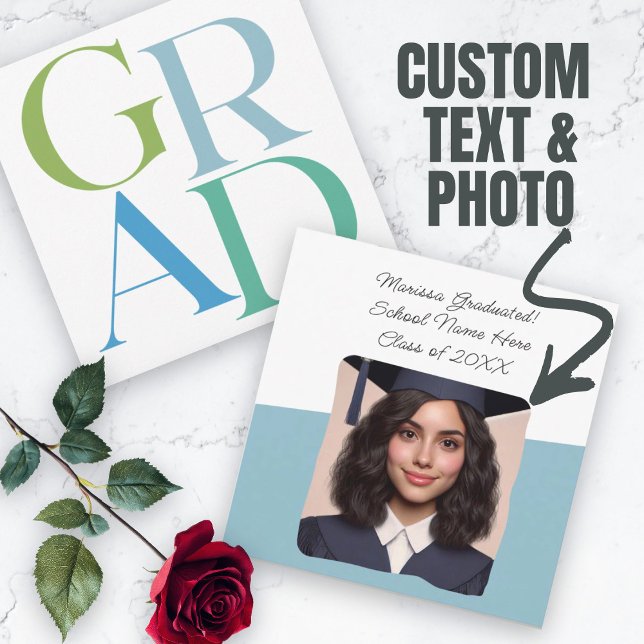 Anpassningsbart examensmeddelande med foto typogra inbjudningar (Graduation Announcement Custom Photo Typography)