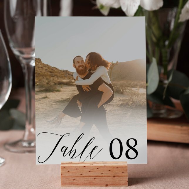 Anrografifoto för vit överläggningselegant bröllop bordsnummer (White overlay elegant calligraphy photo wedding table number)