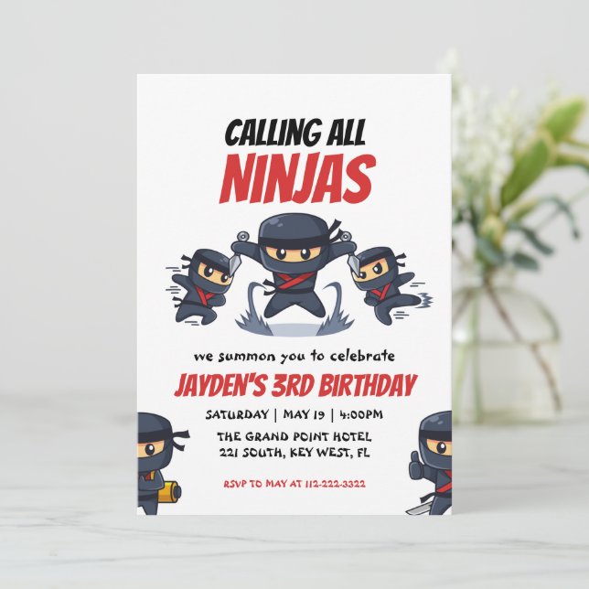 Anropa alla Ninjas-Barn Ninja-födelsedagsinbjudnin Inbjudningar (Stående Fram)