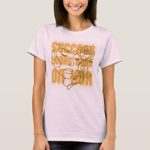 Ansikte Line Art Women Empowerotes Gult T Shirt