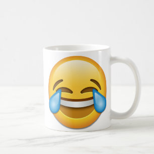 Ansikte med höger tårar av glädjeemojien kaffemugg
