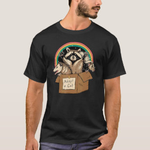 Anta förbjudna katter i ruta Raccoon Skunks Possum T Shirt