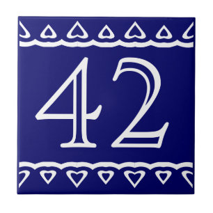 Antal - Hjärtvita på blå Kakelplatta