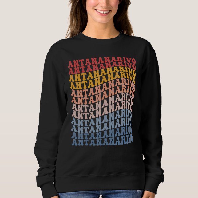 Antananarivo City Groovy Retro T Shirt (Framsida)
